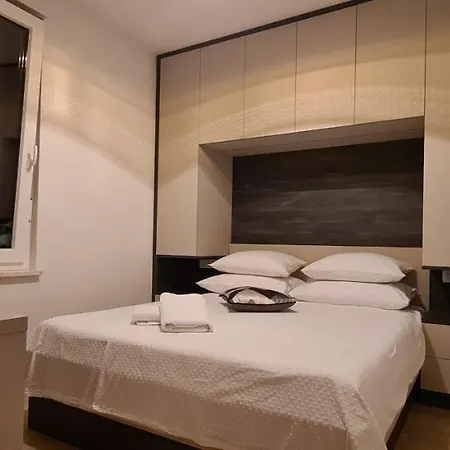 Apartment Penthouse Marcelina In *